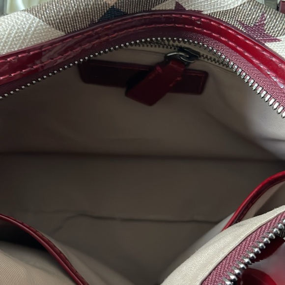 Authentic Burberry two ways bag - Picture 12 of 17